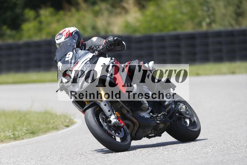 /27 12.06.2025 Ducati Schweiz Trackday Warmup  ADR/gruen-vert/39